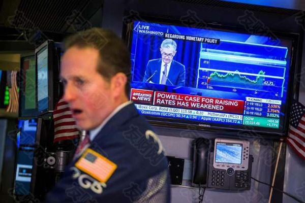 2024年12月27日:瑞银表示 美联储是能挡在投资者和全面爆发的股市泡沫之间的东西